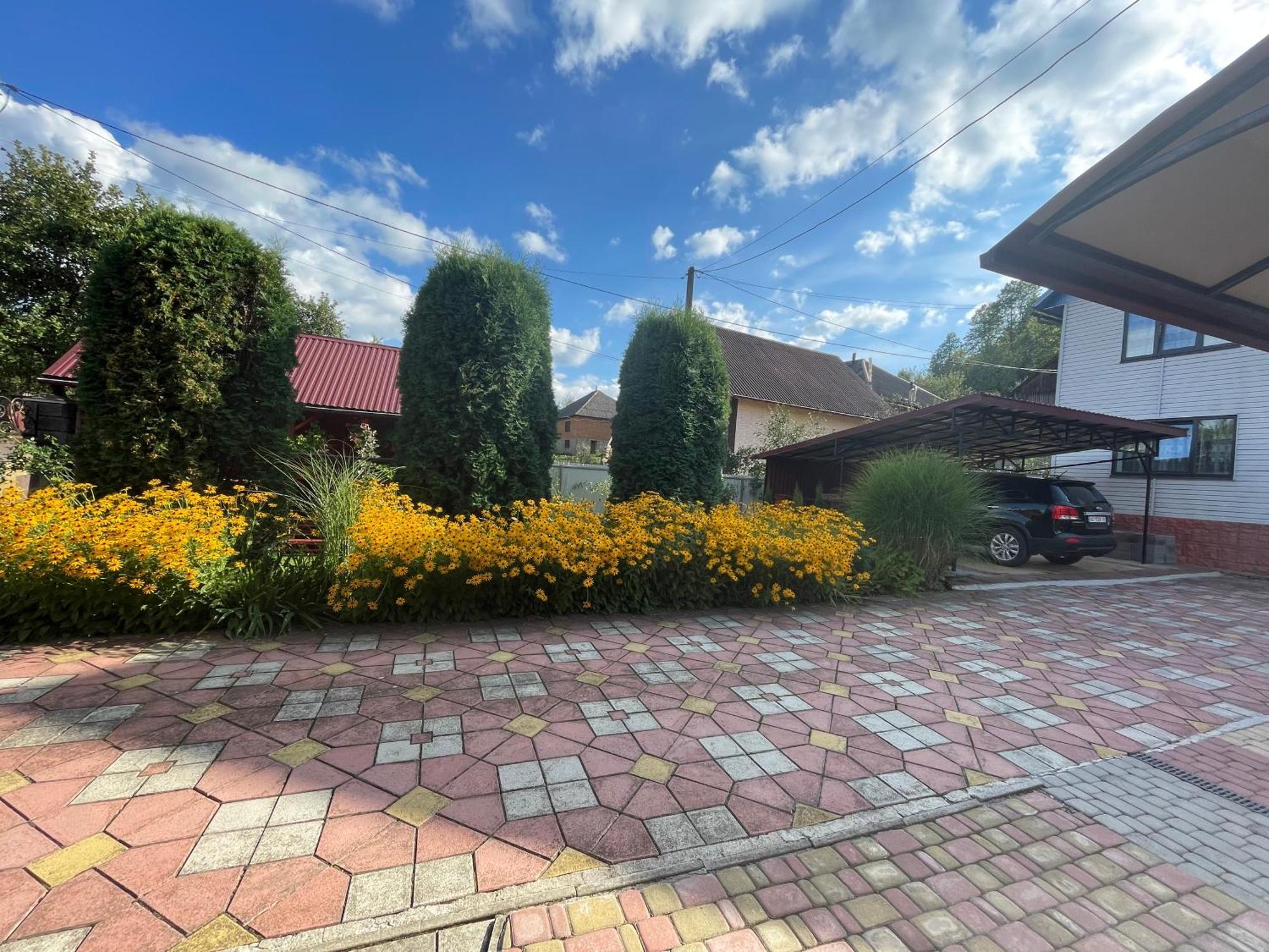 У Люби Huklyvyy Exterior photo